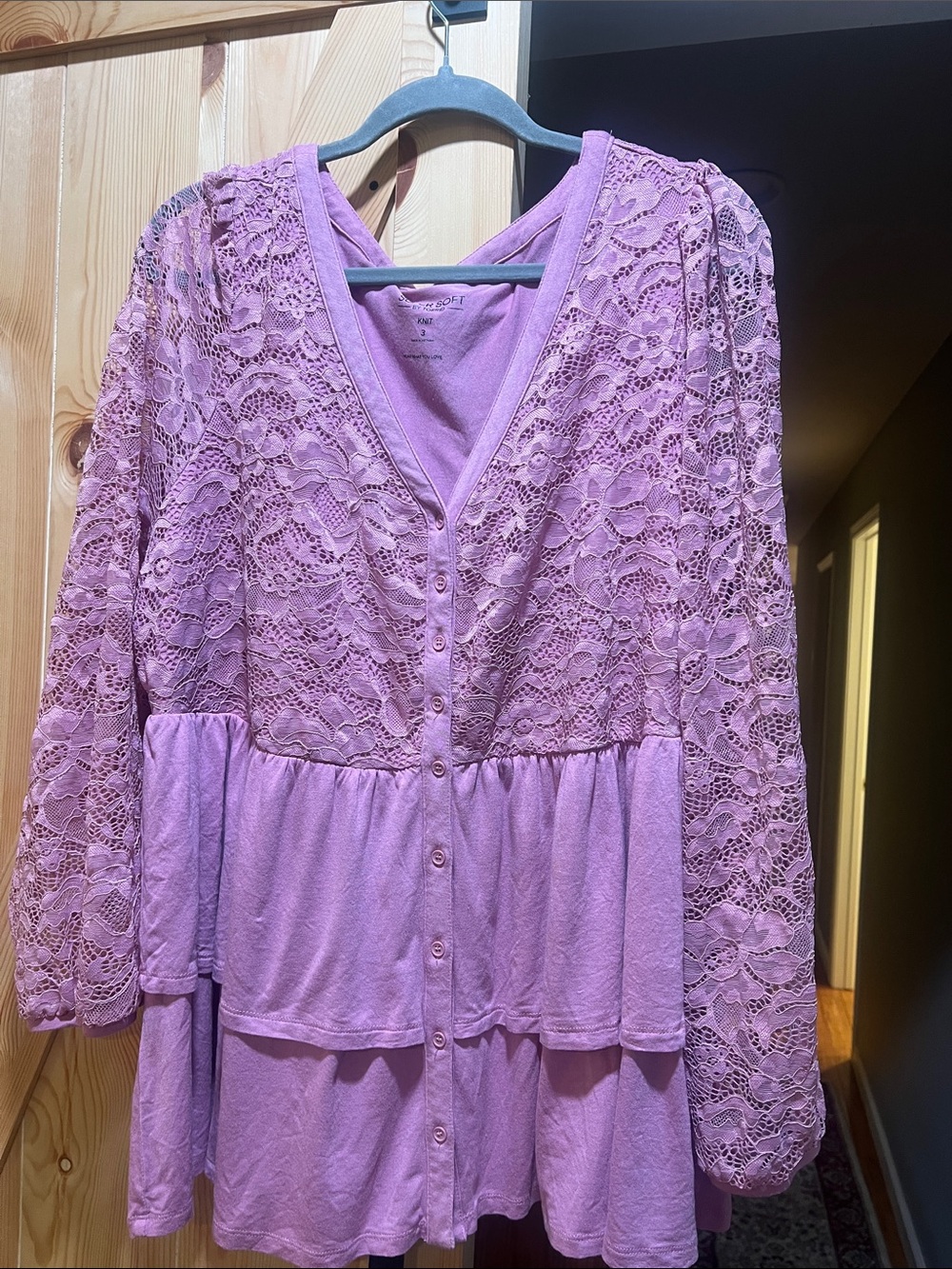 torrid Lavender V-Neck Knit Top with Lace Trim size 3